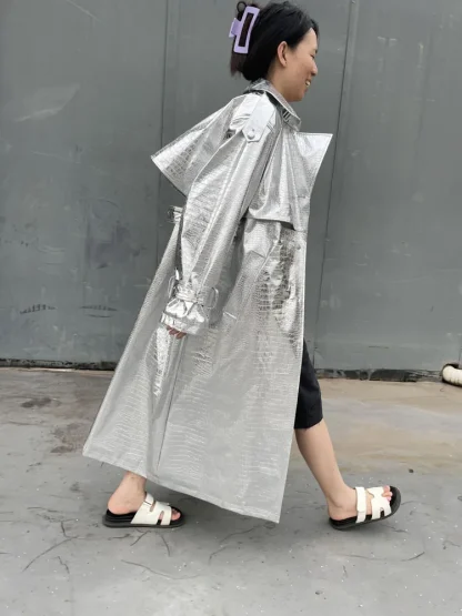 Sleek Belt-On Trench Coat - Image 4